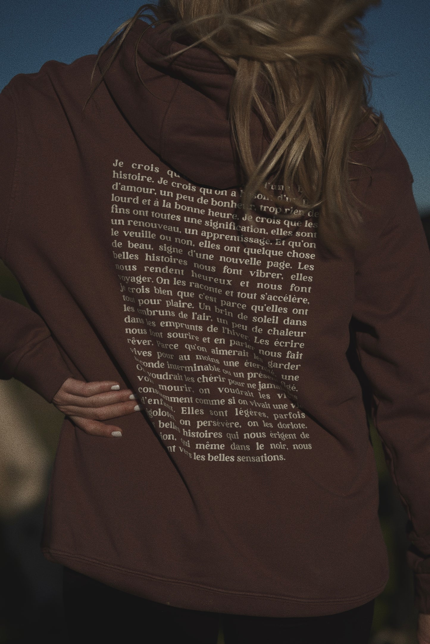 SWEAT À CAPUCHE LA BELLE HISTOIRE