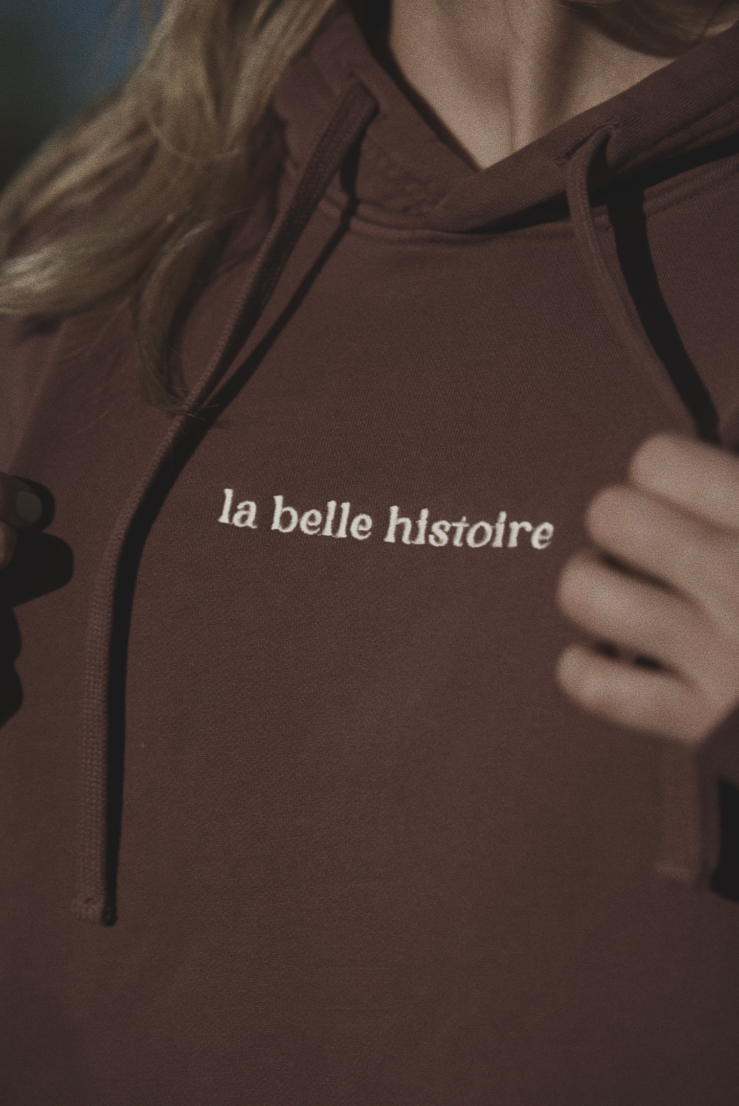 SWEAT À CAPUCHE LA BELLE HISTOIRE