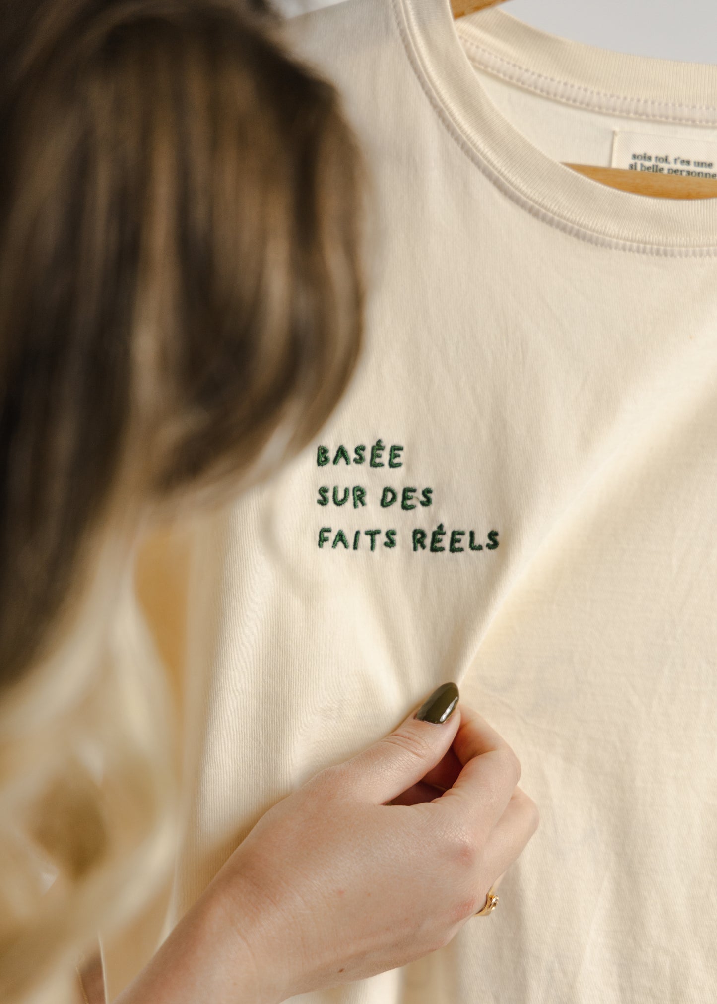 T-SHIRT BASÉE SUR DES FAITS RÉELS