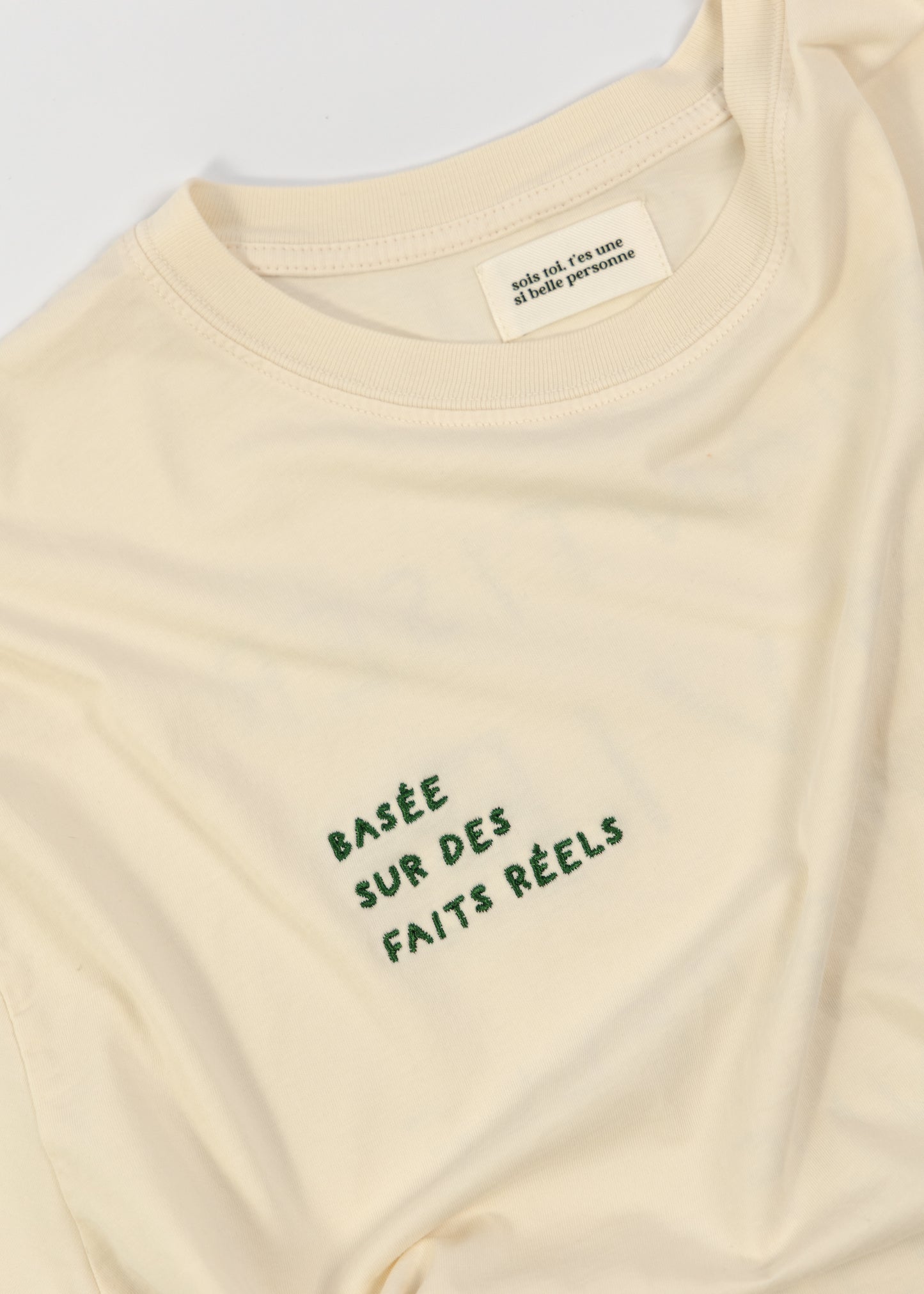 T-SHIRT BASÉE SUR DES FAITS RÉELS
